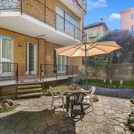 Casa Adelina, Center With Private Garden - Happy Stresa