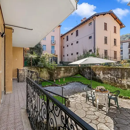 Casa Adelina, Center Apartment With Private Garden - Happy Rentals * ستريزا
